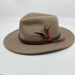 Classic Stetson Hiker Style Hat with Feather Accent by Dorfman Pacific s